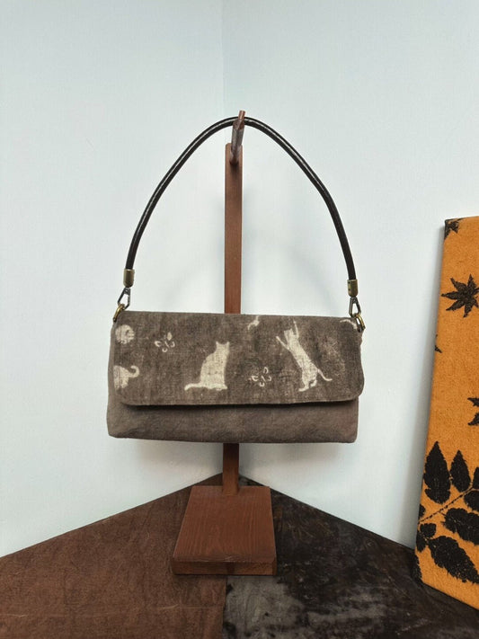 Gray Plant - Dyed Shoulder Bag, Baguette Style – “Cats in All Their Ways” - Made by Frey