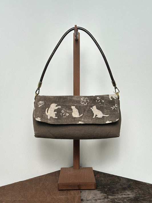 Gray Plant - Dyed Shoulder Bag, Baguette Style – “Cats in All Their Ways” - Made by Frey