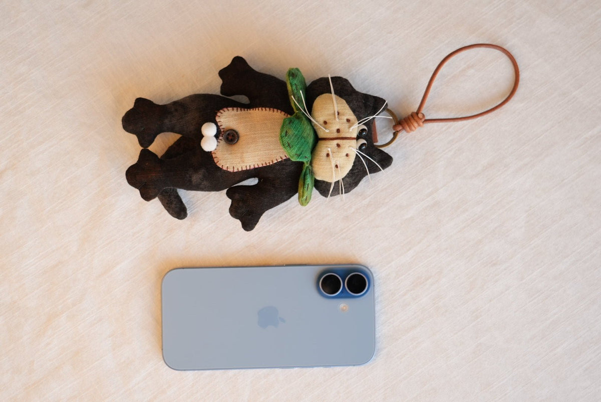 Handmade Black Tomcat Bag Charm – Rotating Head & Removable Collar - Made by Frey