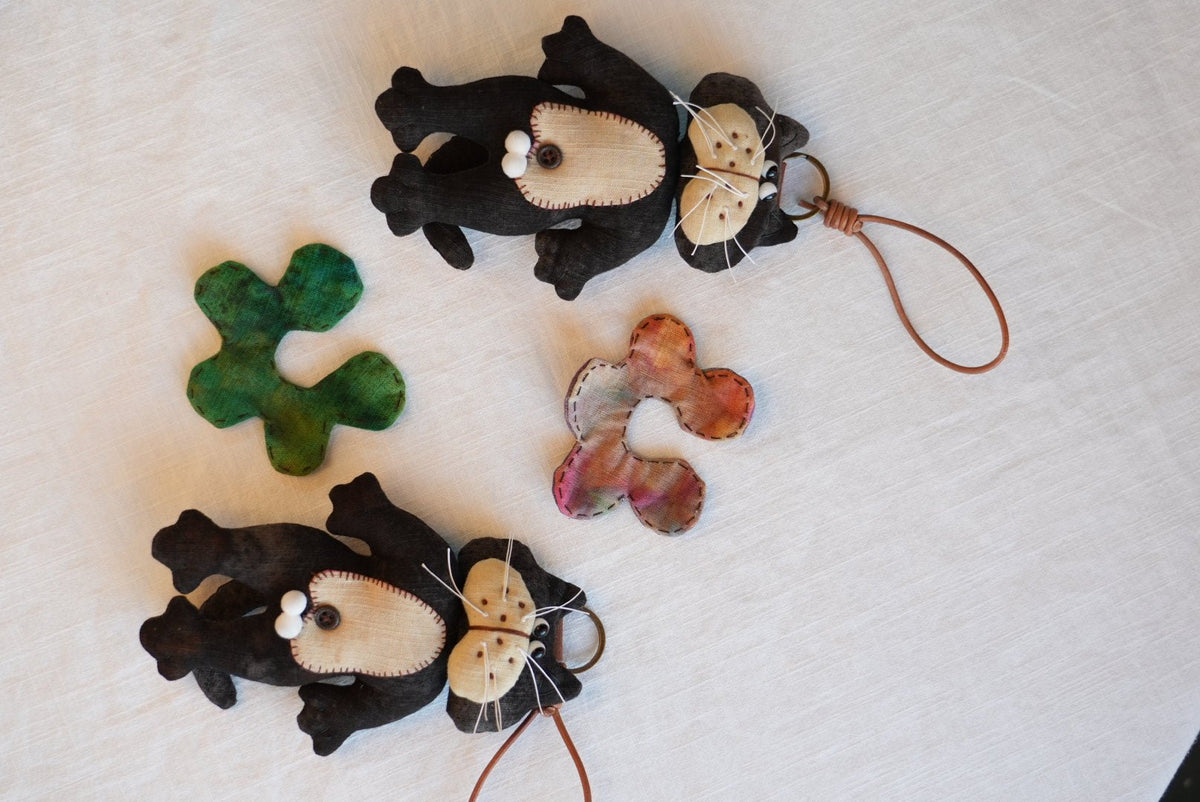 Handmade Black Tomcat Bag Charm – Rotating Head & Removable Collar - Made by Frey