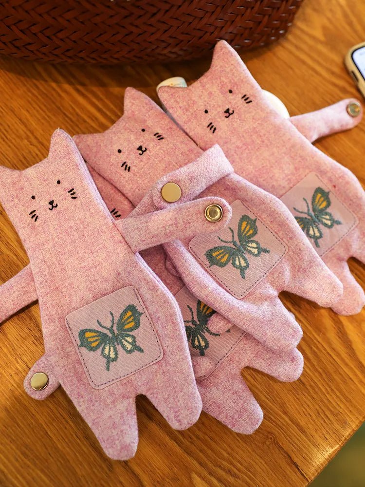 Hugging Cat Bag Charm & Pouch - Made by Freybag charm#catlovers#giftforcatlovers#zipperpouch#catpouch#hugcat#handmade#charm