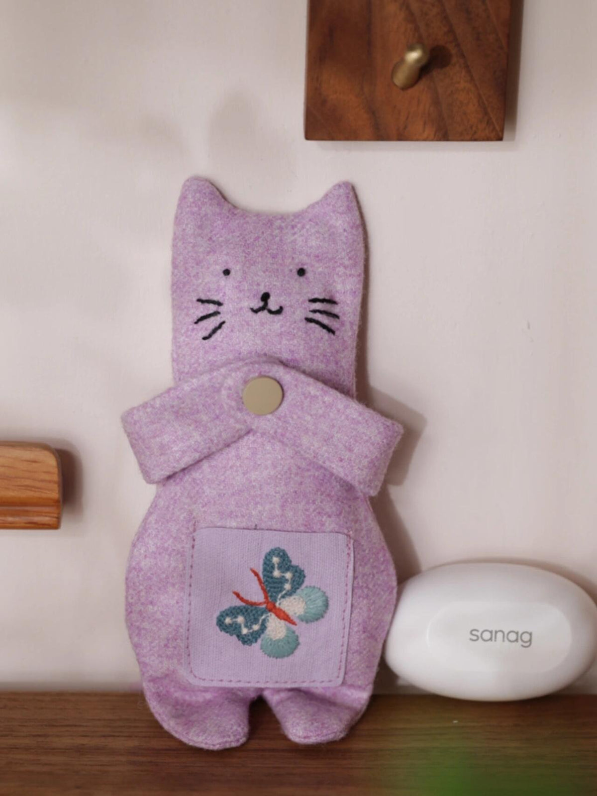Hugging Cat Bag Charm & Pouch - Made by Freybag charm#catlovers#giftforcatlovers#zipperpouch#catpouch#hugcat#handmade#charm