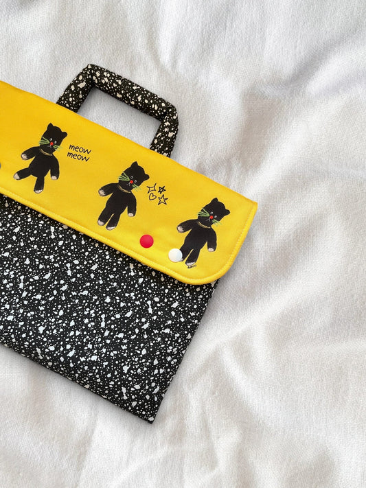 Perfectly Cute: Cat Laptop Bag - Made by Frey