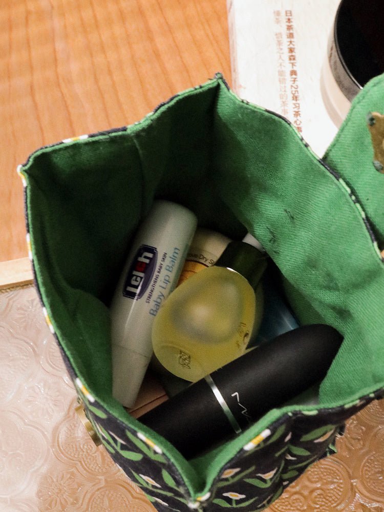 Retro Floral Makeup Bag - Made by Frey