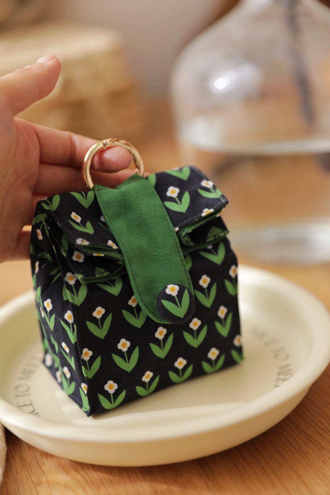 Retro Floral Makeup Bag - Made by Frey