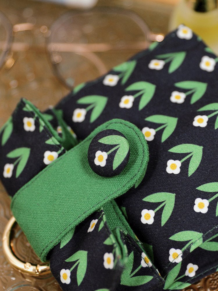 Retro Floral Makeup Bag - Made by Frey