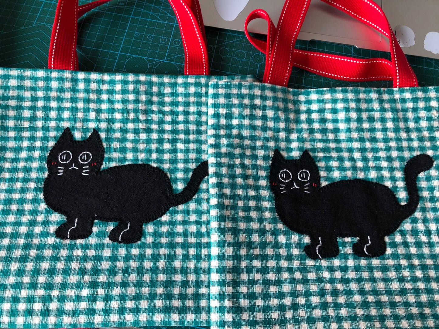 Shy Black Cat – Handcrafted Tote in Vintage Homespun Fabric - Made by Frey
