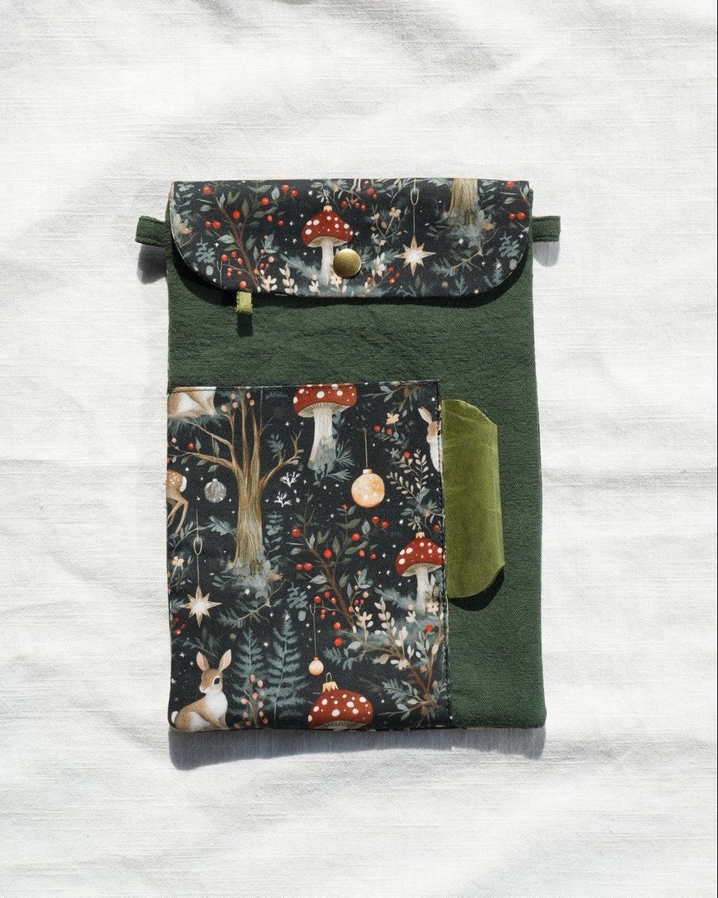 🎄TN Regular-Size Journal Pouch – 🫎 Christmas Woodland Deer | Preorder - Made by Frey