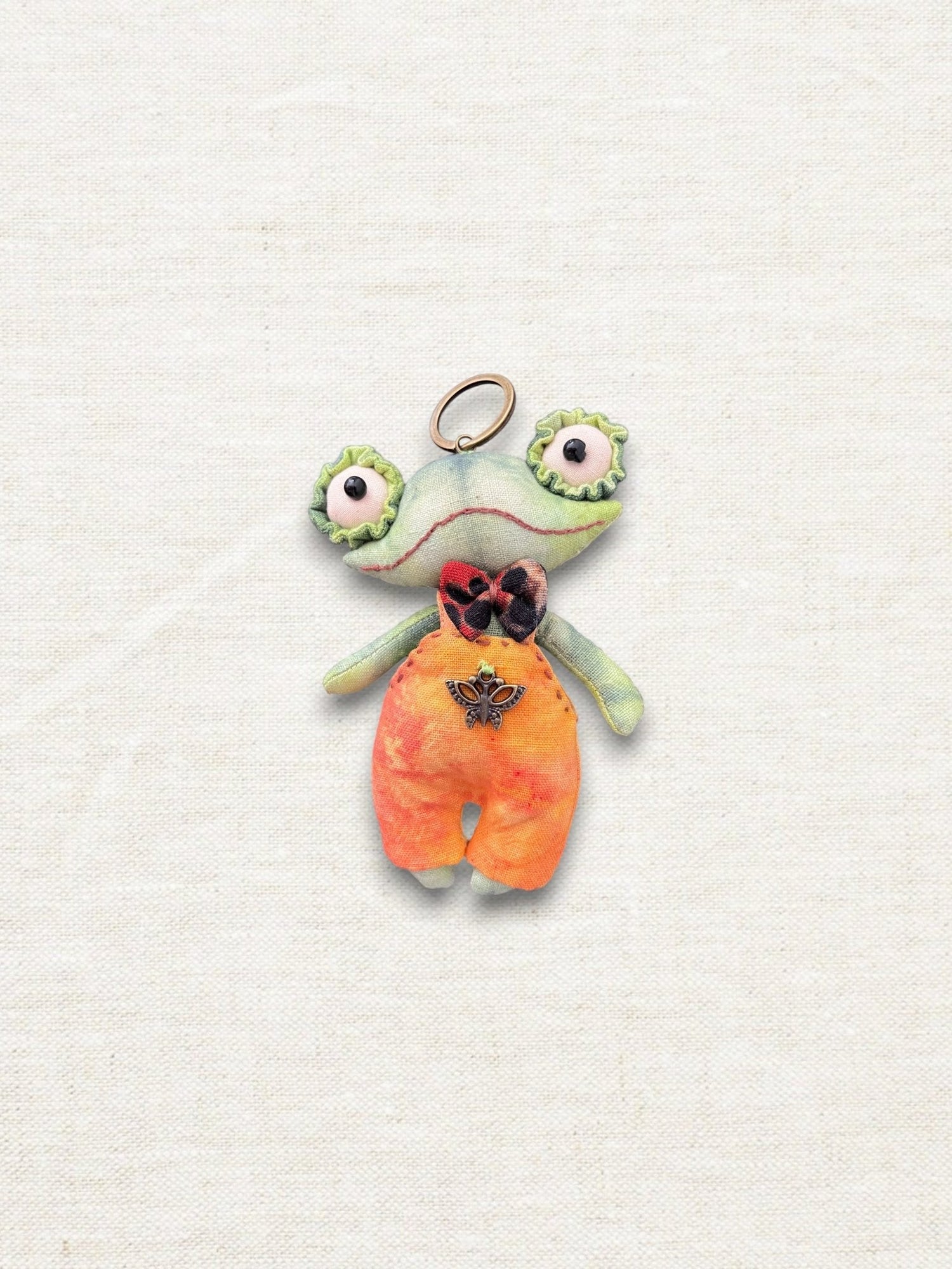 QUIRKY ATTACHED - Made by Frey