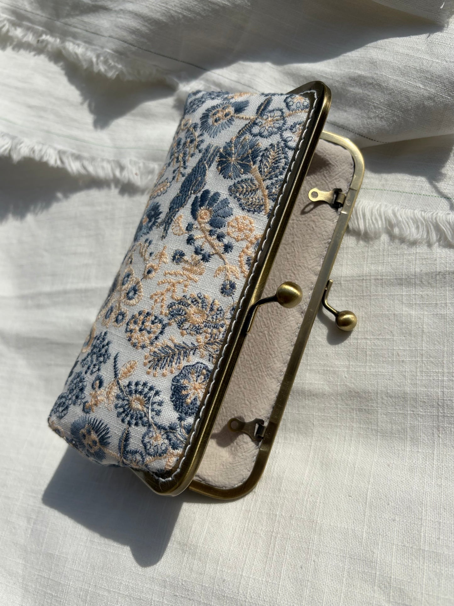 Handmade Clasp Frame Pouch – Pencil Case / Coin Purse / Makeup Bag (Pre-Order, Ships in About 2 Weeks)