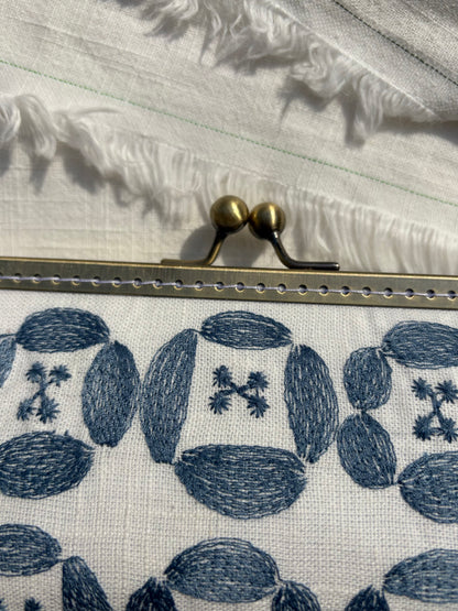 Handmade Clasp Frame Pouch – Pencil Case / Coin Purse / Makeup Bag (Pre-Order, Ships in About 2 Weeks)