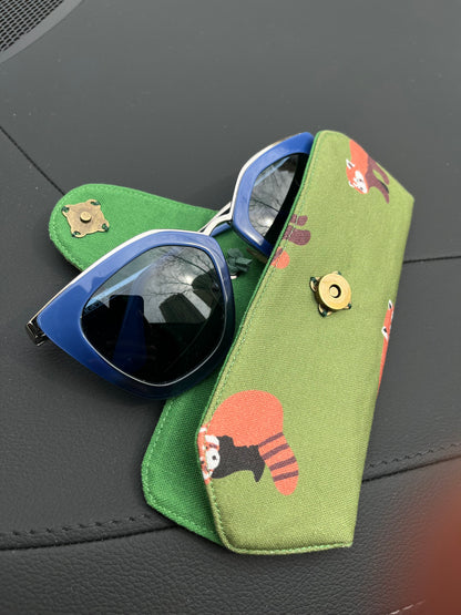Portable Bear Sunglasses & Eyeglasses Protective Pouch