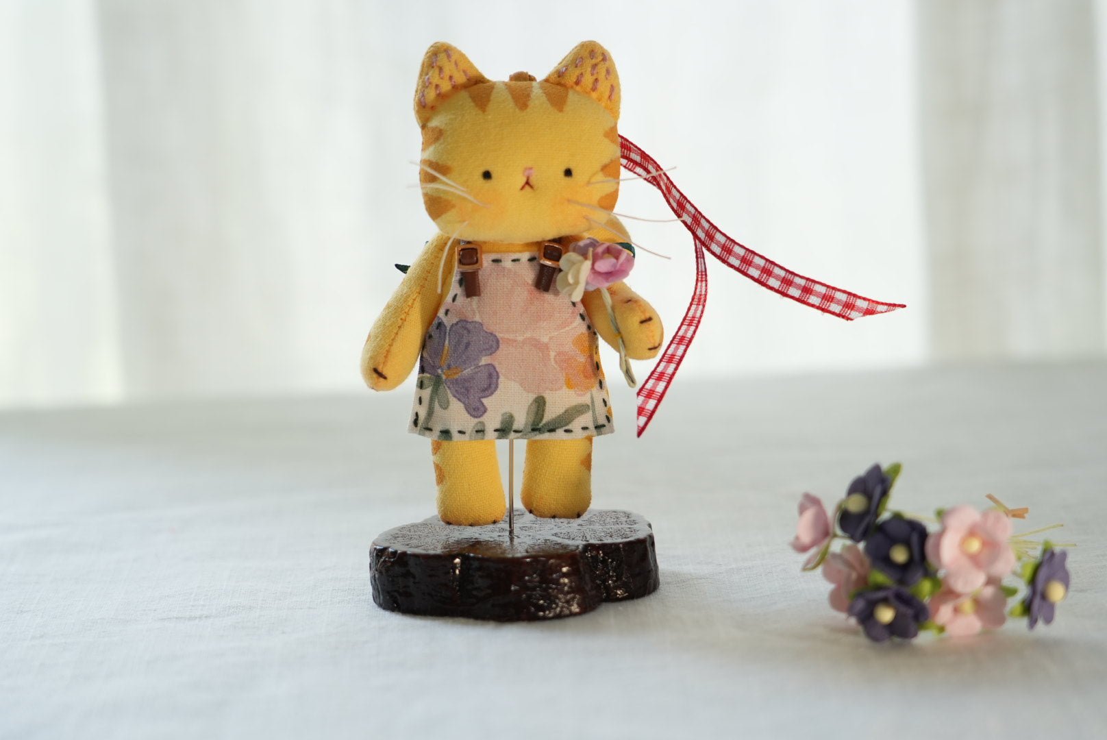 Artist Kitty Bag Charm🎨 - Made by Frey