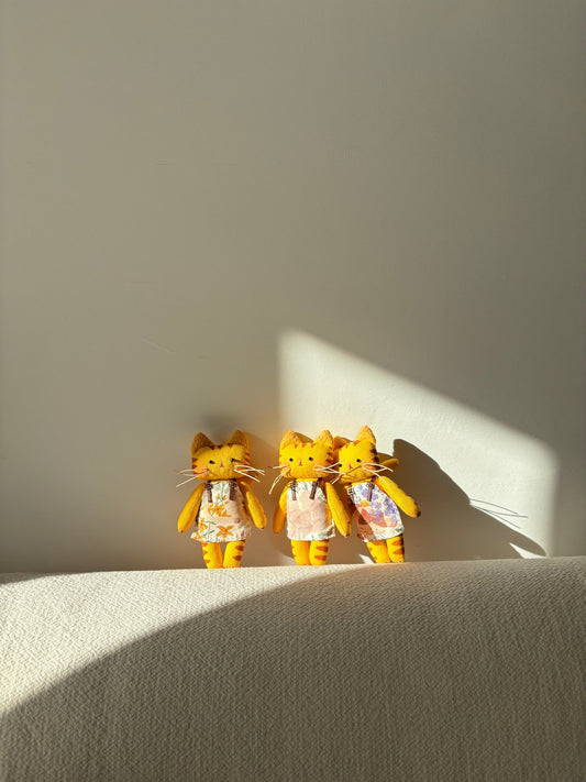 Artist Kitty Bag Charm｜Original Standard Version - Made by Frey