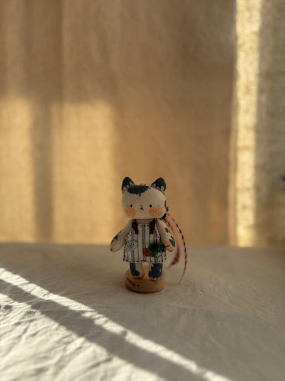 Artist Kitty Charm ( Includes a Secret Gift 🎁) - Made by Frey