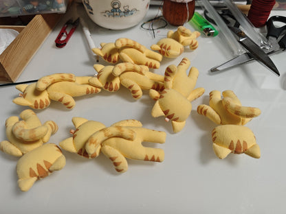 Artist Kitty Charm ( Includes a Secret Gift 🎁) - Made by Frey