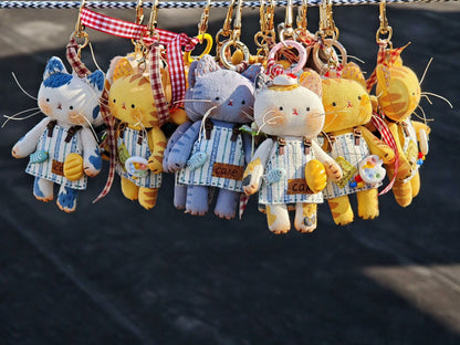 Artist Kitty Charm ( Includes a Secret Gift 🎁) - Made by Frey