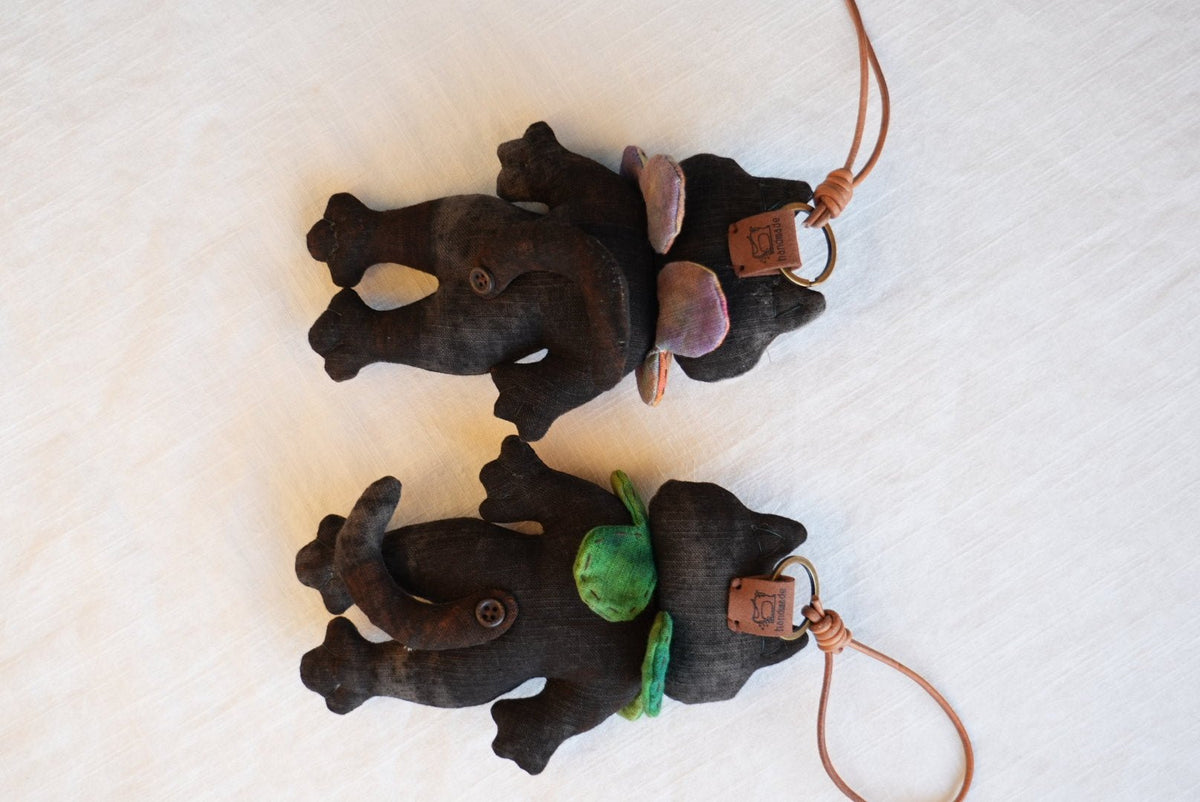 Handmade Black Tomcat Bag Charm – Rotating Head & Removable Collar - Made by Frey
