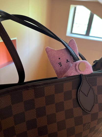 Hugging Cat Bag Charm & Pouch - Made by Freybag charm#catlovers#giftforcatlovers#zipperpouch#catpouch#hugcat#handmade#charm