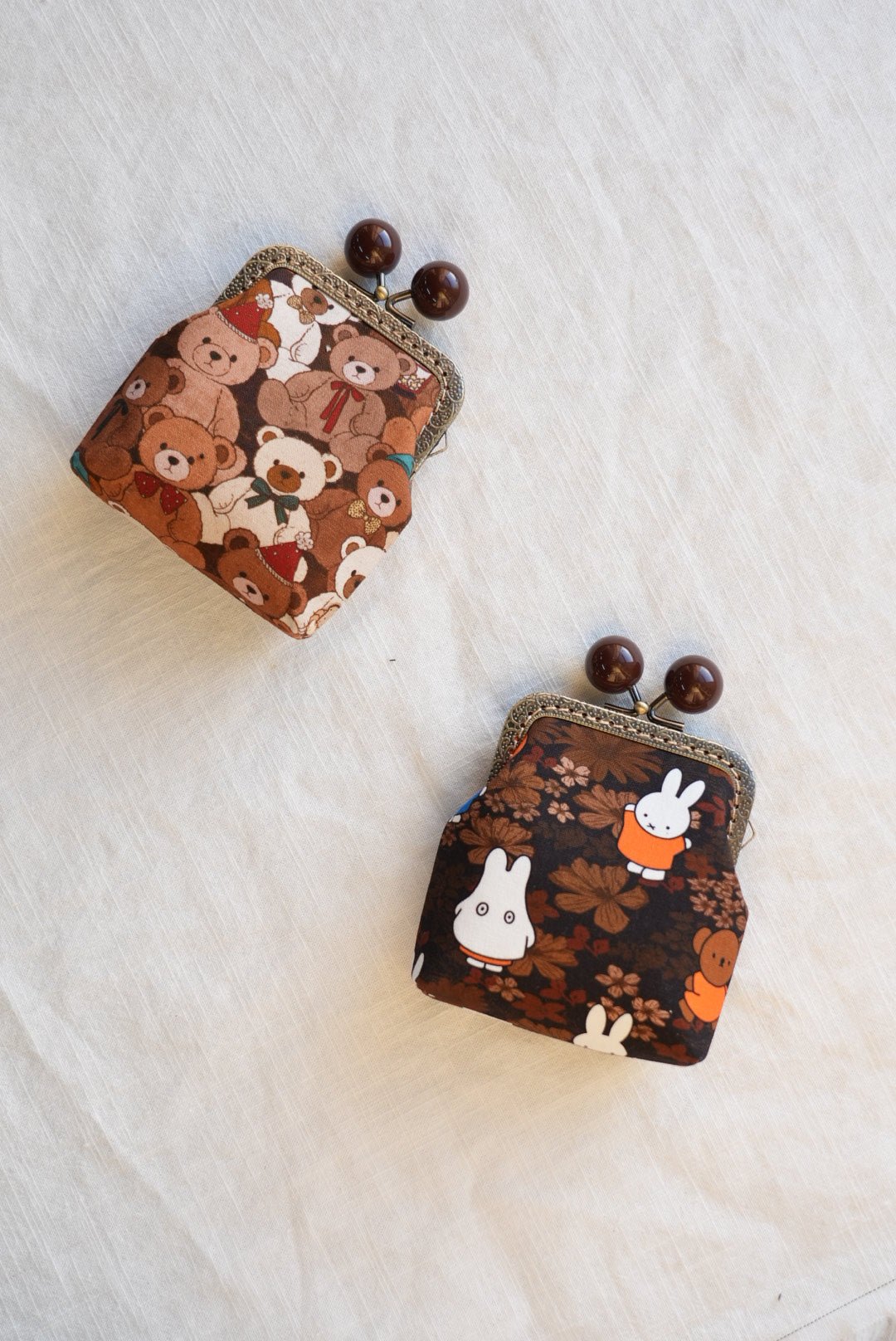 Handmade Kiss-Lock Pouch - Made by Frey
