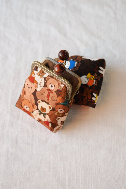 Handmade Kiss-Lock Pouch - Made by Frey