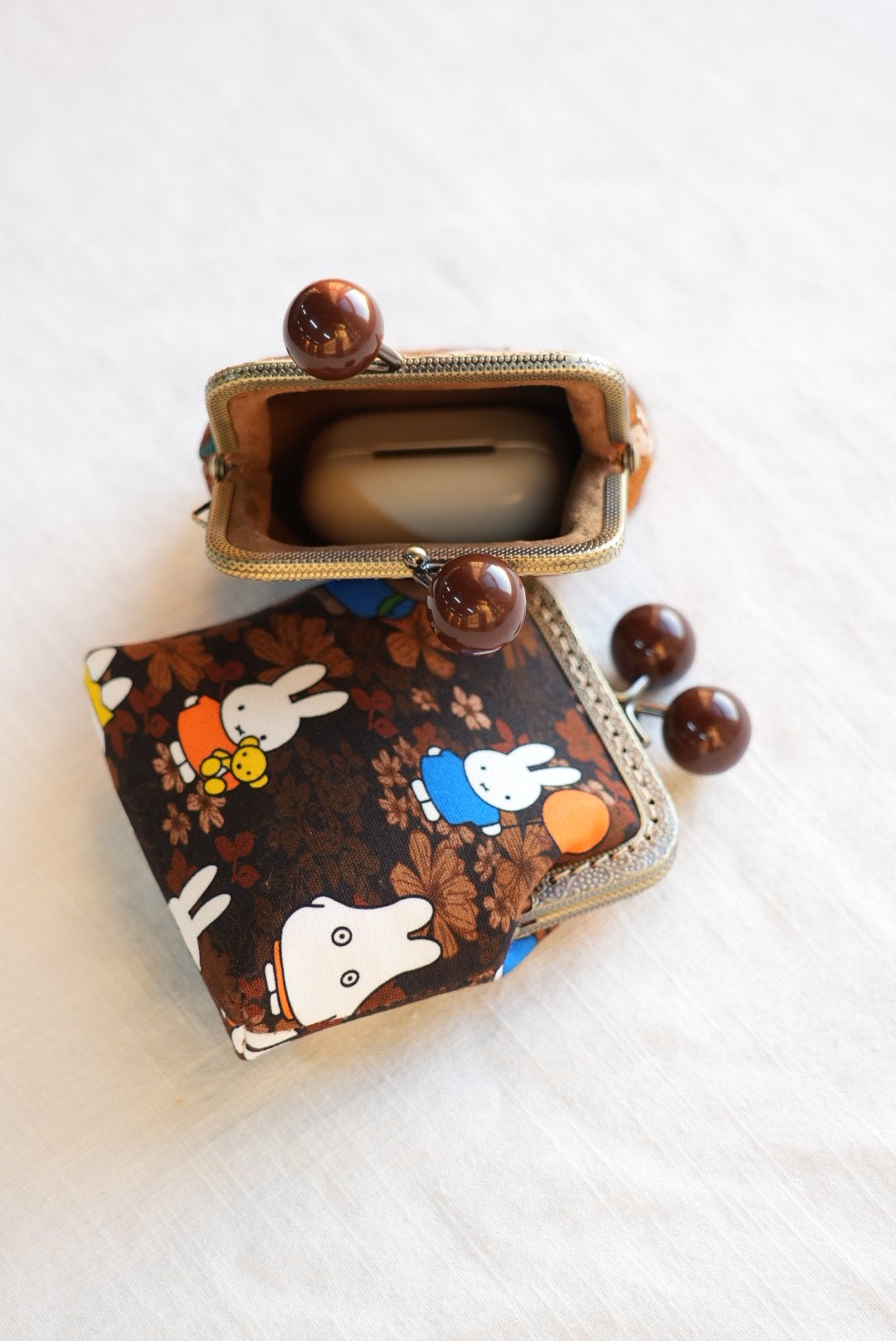 Handmade Kiss-Lock Pouch - Made by Frey