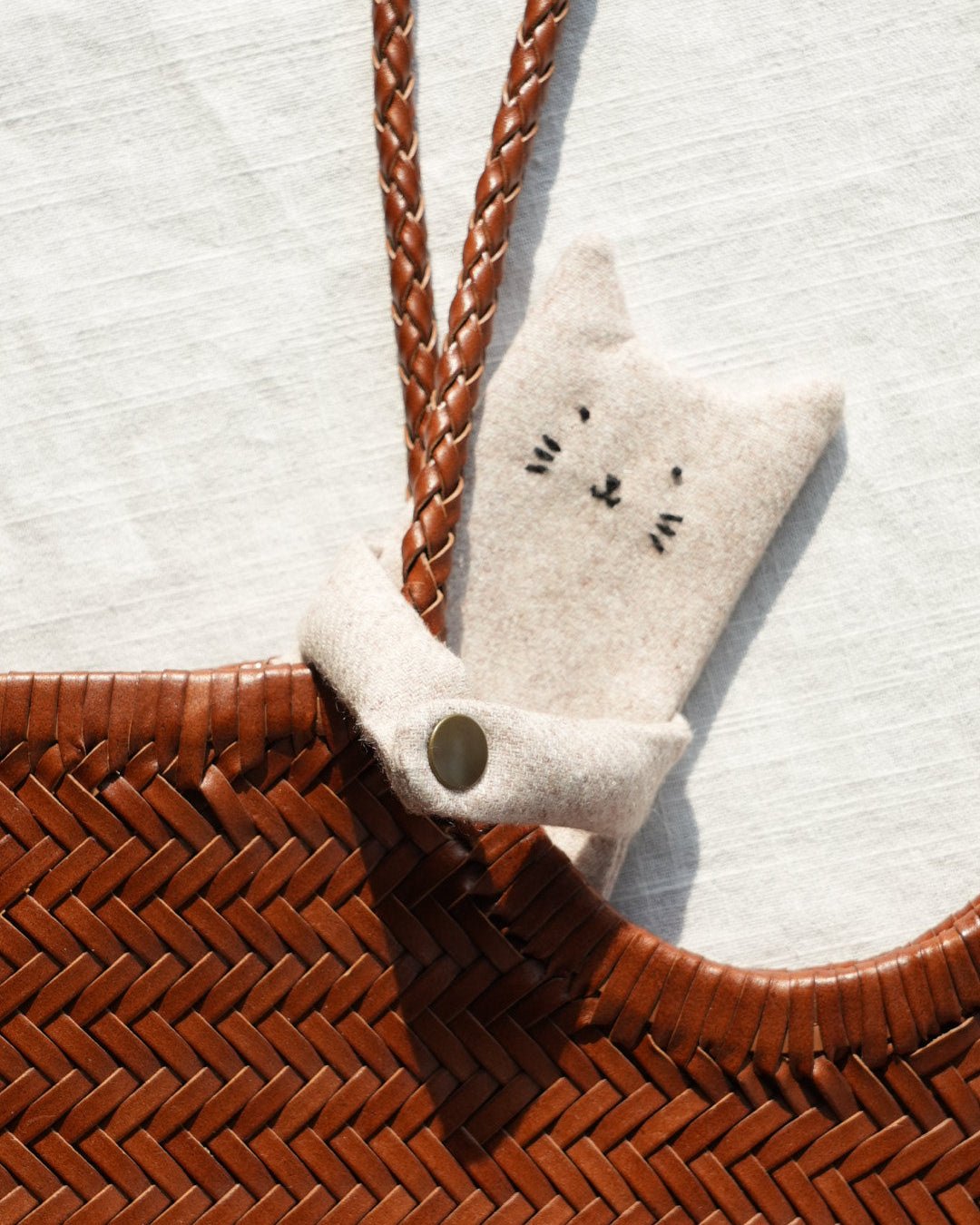 Hug Cat/Bear Zipper Pouch Bag Charm - Made by Frey