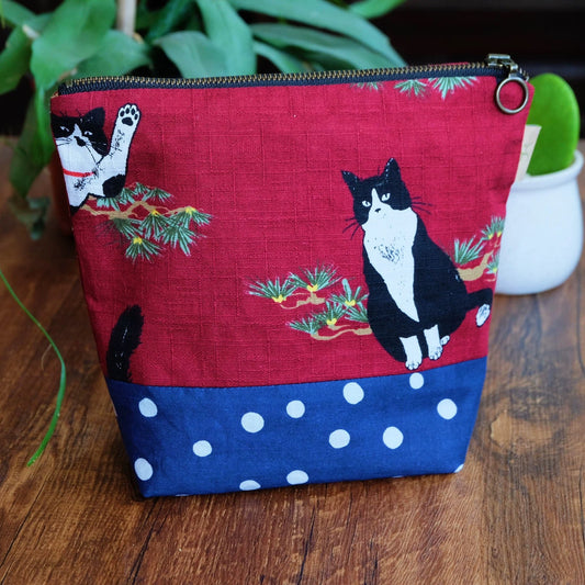 Large Makeup & Storage Bag - Made by Frey