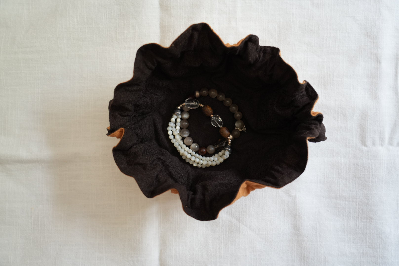 Pull & Go Organizer for Jewelry & Little Things - Made by Frey