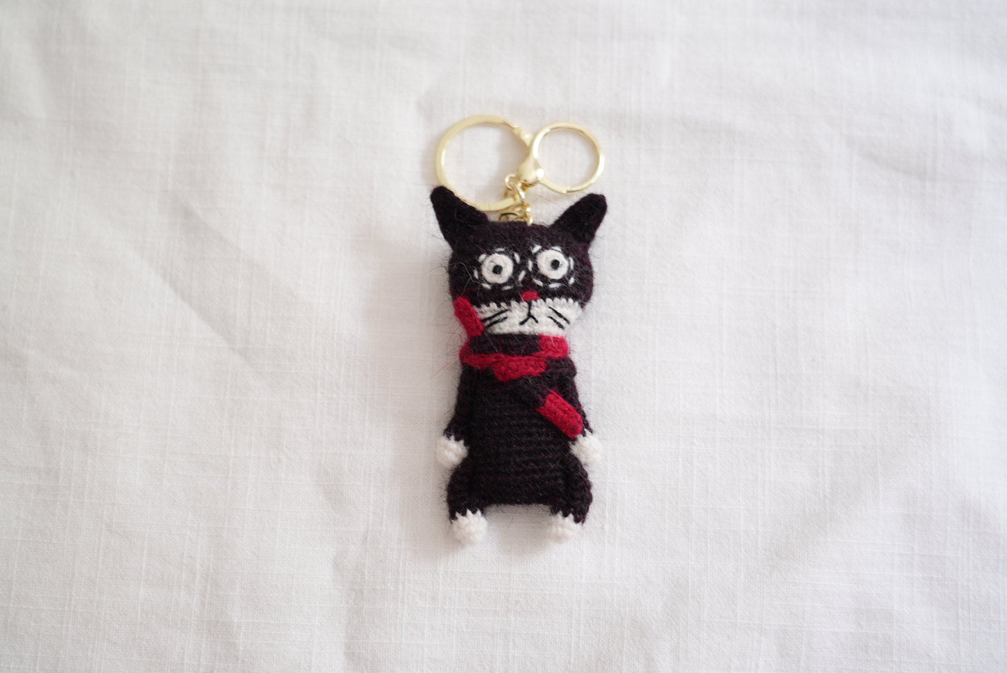 Slightly Unhinged Cat – Bag Charm/Keychain - Made by Frey