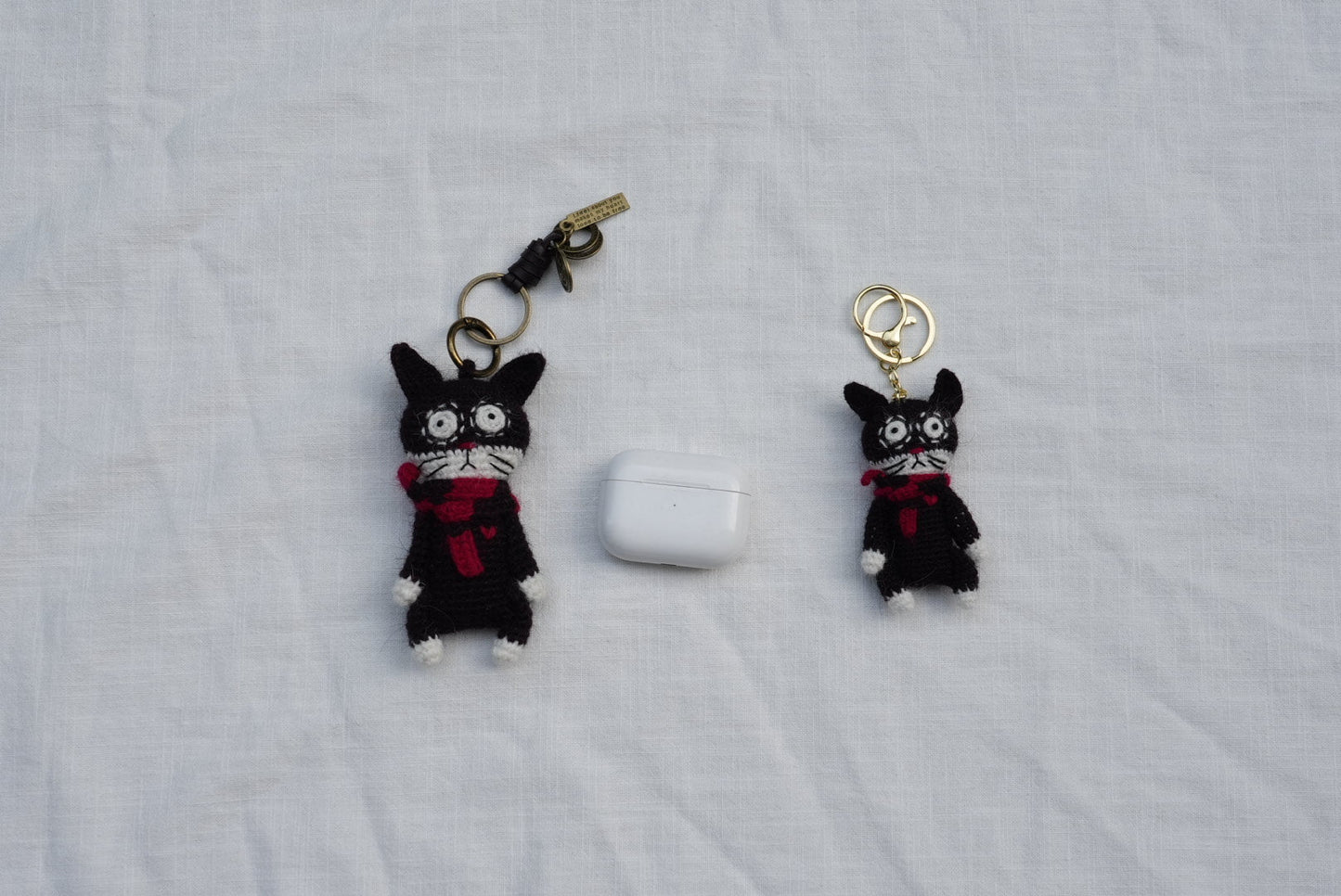 Slightly Unhinged Cat – Bag Charm/Keychain - Made by Frey