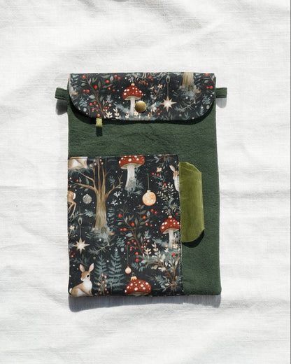 🎄TN Regular-Size Journal Pouch – 🫎 Christmas Woodland Deer | Preorder - Made by Frey