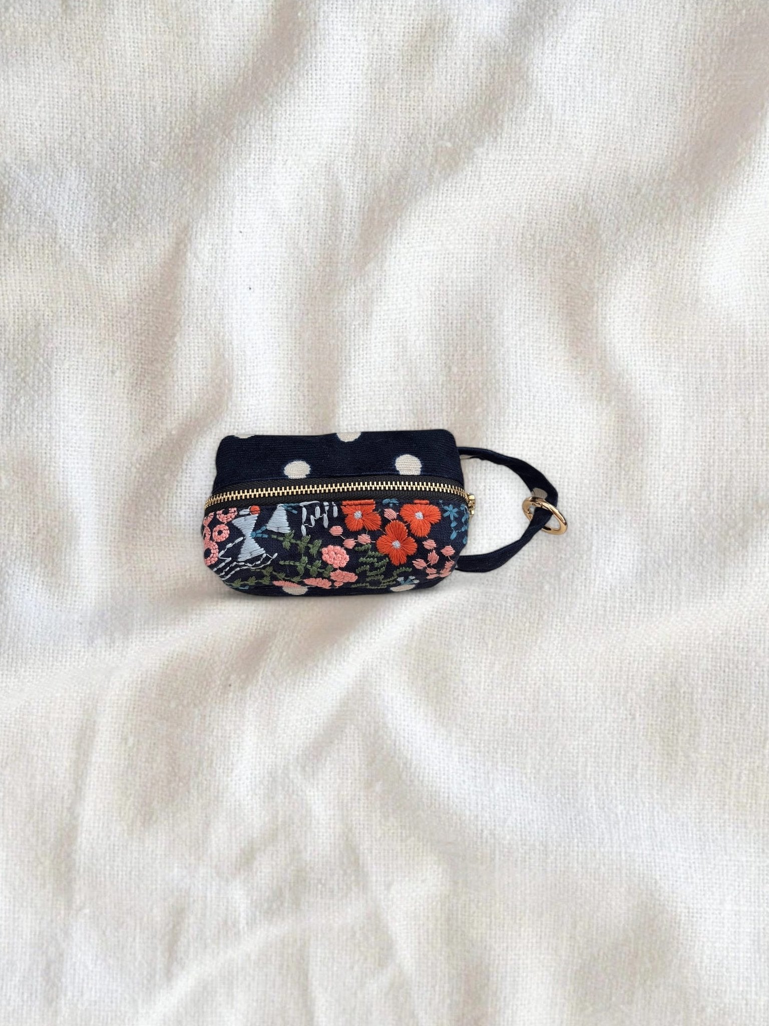 Toast Mini Pouch Key Bag - Made by Frey