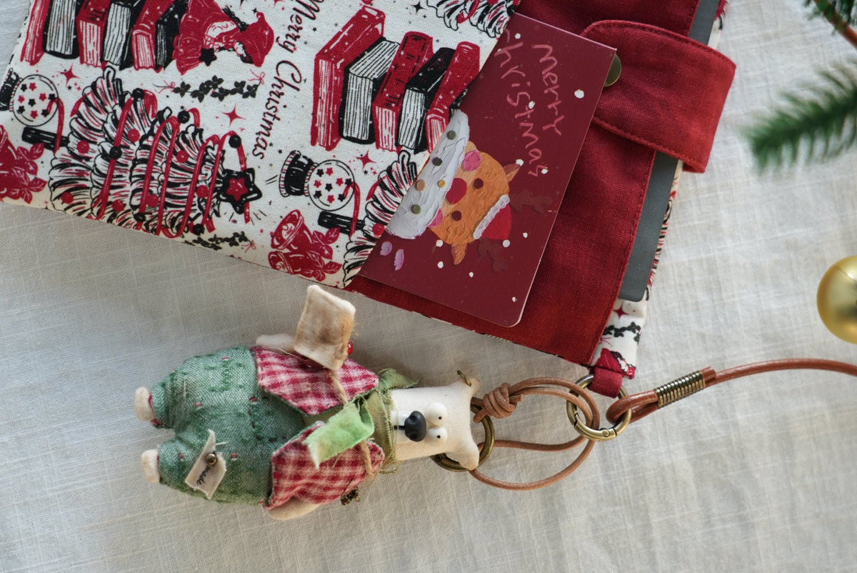Vintage Christmas A5 Book & Journal Sleeve | Ships in 1 week - Made by Frey