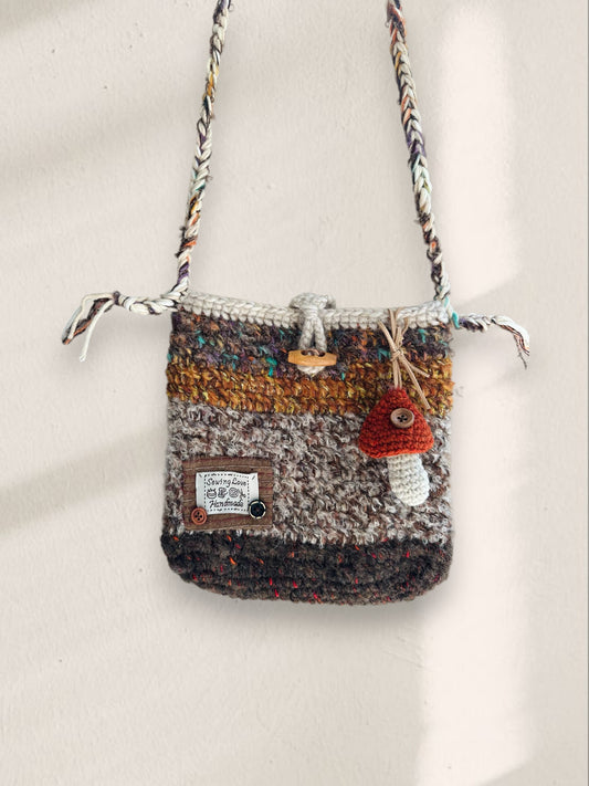 Autumn-Inspired Mushroom Crossbody Bag